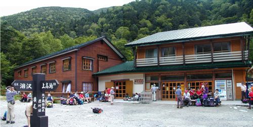 上高地から横尾山荘